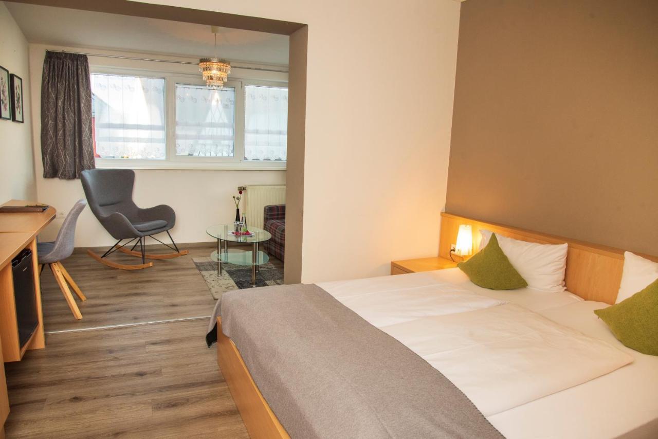 Gasthof Zum Goldenen Lamm Wettelsheim Ngoại thất bức ảnh