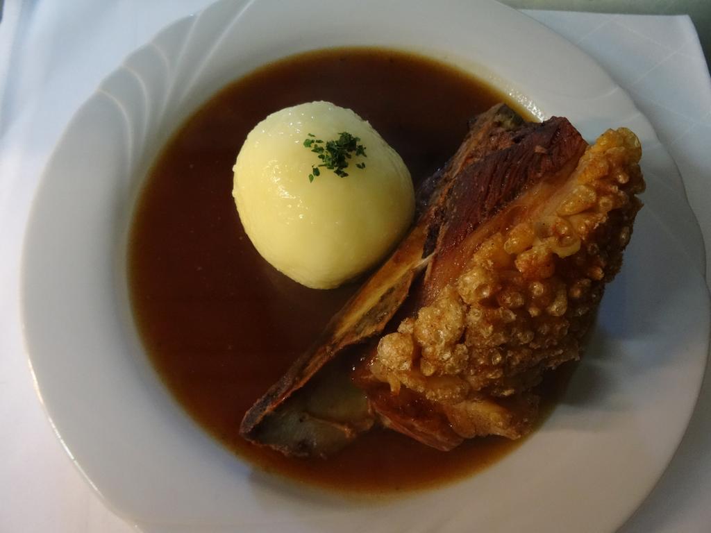 Gasthof Zum Goldenen Lamm Wettelsheim Ngoại thất bức ảnh