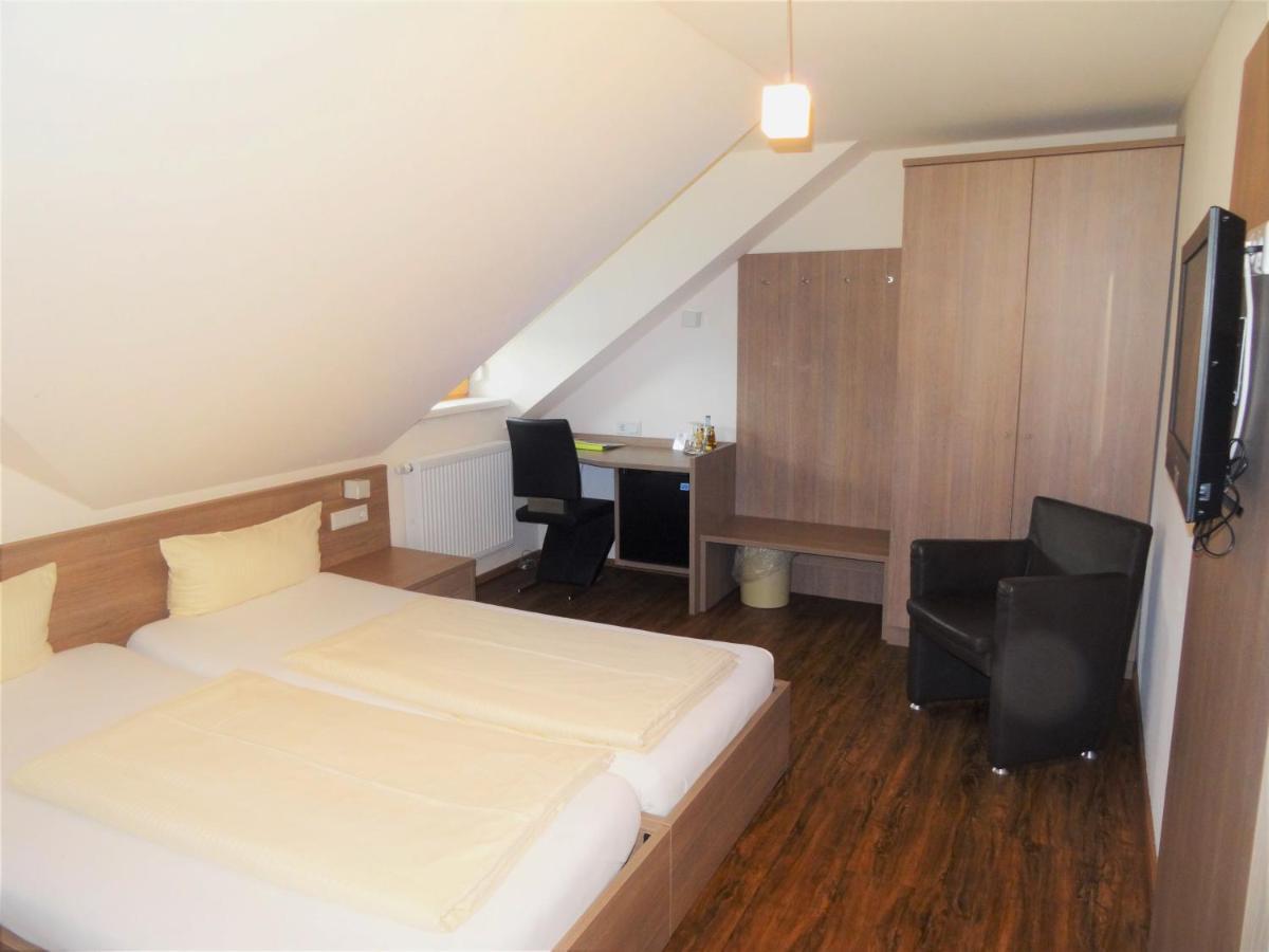Gasthof Zum Goldenen Lamm Wettelsheim Ngoại thất bức ảnh